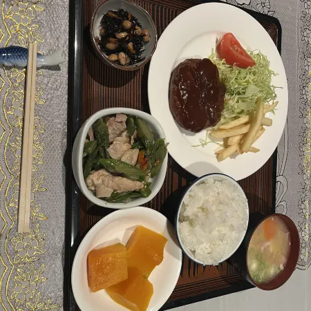 wood inn daimaru Отели рядом с достопримечательностью «Наэба»