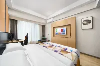 Ant · Lightyear E-Sports Hotel (Bengbu Yintai Wanda) - Esports