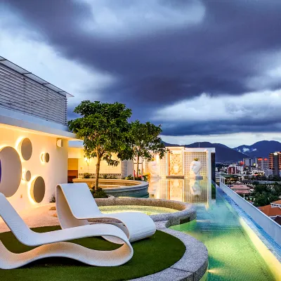 The Stallionz Premium Suites Ipoh by BYON Hôtels à proximité de : Centre commercial Ipoh Parade