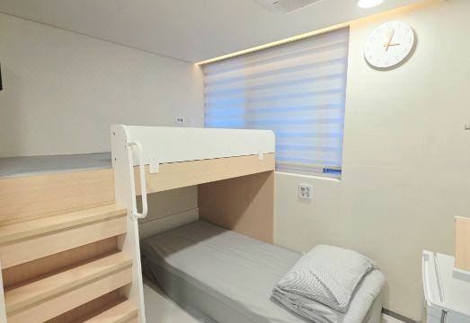 나나하우스 침실