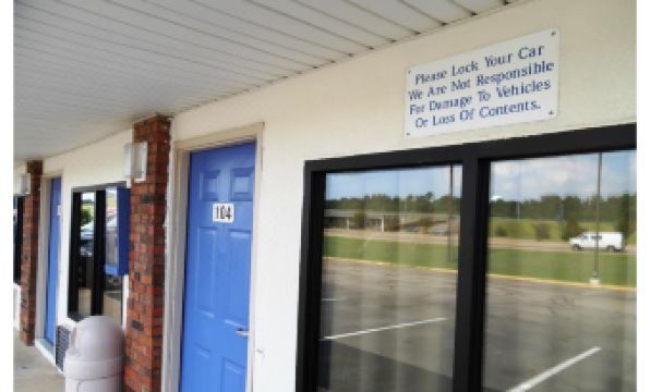 Motel 6 Columbus, MS