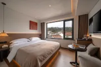 Jiuhuashan Zhiguan Mountain House Homestay (Roushen Baodian Branch)