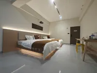 Yunshangju Smart Homestay (Pu'er Station) - شرفة
