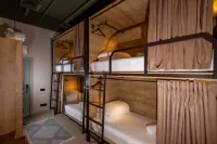 Dzen Hostel (Zen)