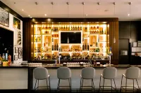 Crowne Plaza Toronto - North York - Bar