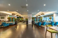Holiday Inn Express LONDON - HEATHROW T5 by IHG - Aamiainen