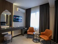 Kucuk Velic Hotel Hotels near Synagogue