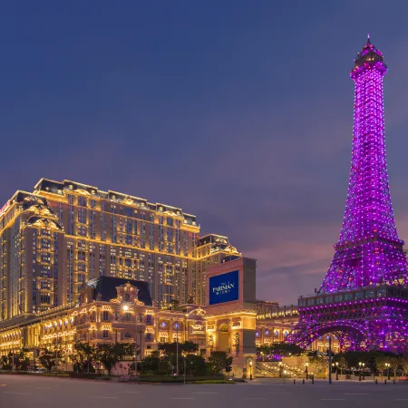 The Parisian Macao