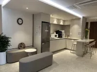 Four Gates Hostel Hotels near Jongno-3ga Station