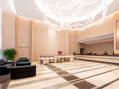 Haining Holiday International Hotel