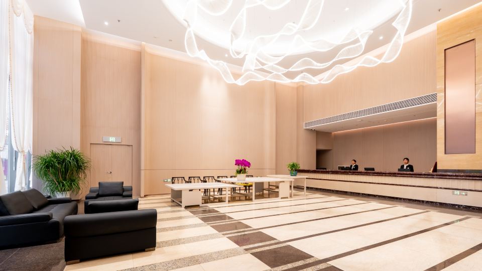 Haining Holiday International Hotel