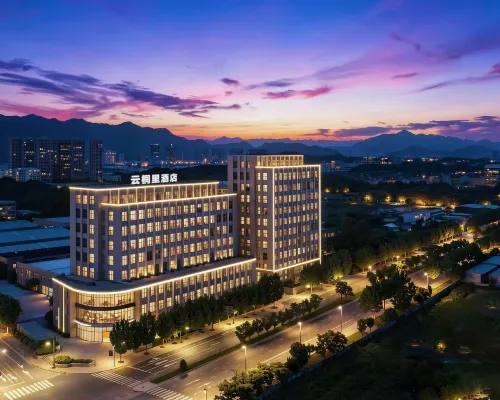 Yuntongli Hotel (Tonglu Station First City Hospital) Hotels in Tonglu