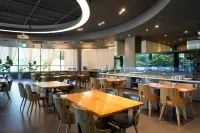 โรงแรมซังซังมาดัง ชุนชอนสเตย์ - พร้อมอาหารเช้า
