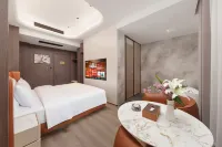 Boyue Hotel (Xuan'en‑Longyou Gongshui Branch) - parking