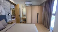 Luxury 3 BHK with Pool & Gym10 minutes from Airport - Condos