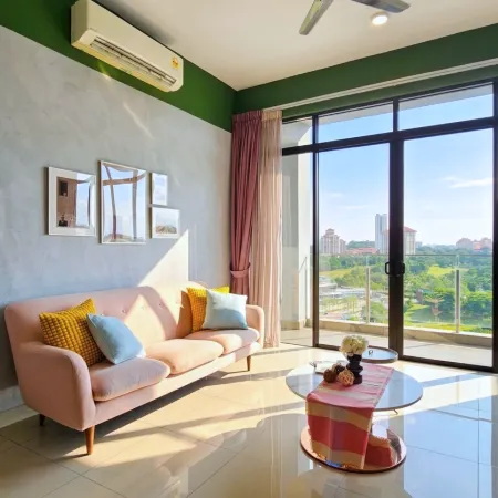 Spacious Apartment Walk to IOI City Mall Putrajaya Free Parking