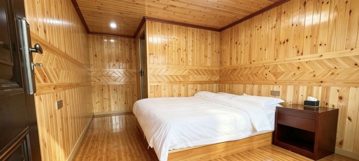 Lüqu Gaxiu Sai Xiong Yangguo Hotel Hotele w: Powiat Luqu