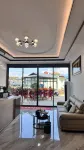 Mangshi Xinjia Homestay (Xinwanchang) - 주차장