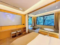 Yunsen Hot Spring Hotel (Yichun Wentang Resort) - parking