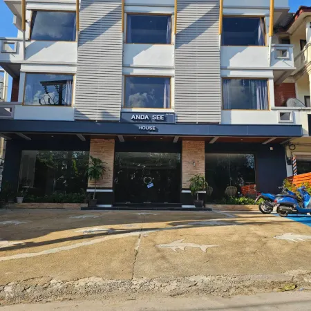 Anda See House
