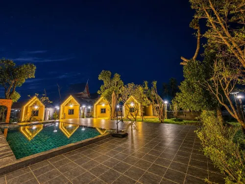 ARIYA GREENSTAY RESORT - Parking