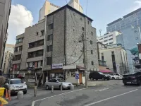 HOTEL LETS HAVEN Gwanghwamun Hotels near Sajikdan