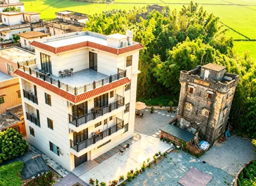 Muhe Courtyard Homestay (Chikan Branch) - Balkoner