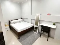 ALM Home Studio - Bed and breakfasts