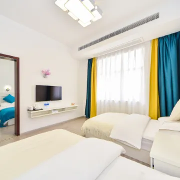 Lanping Fuxiang Light Luxury Hotel