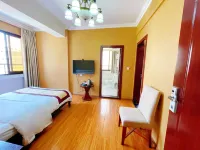 Fangjian Hotel (Kunming Railway Station)