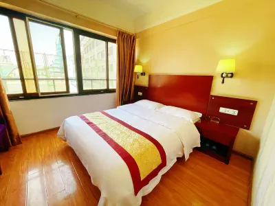 Fangjian Hotel (Kunming Railway Station)