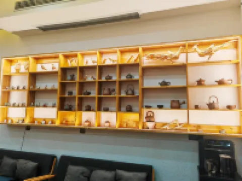 Dove Tree Inn (Yingjing Longcanggou National Forest Park)