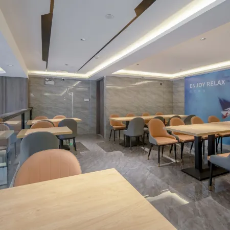Yeste Yestour Hotel (Nanning Mashan High-Speed Railway Station County People's Hospital)