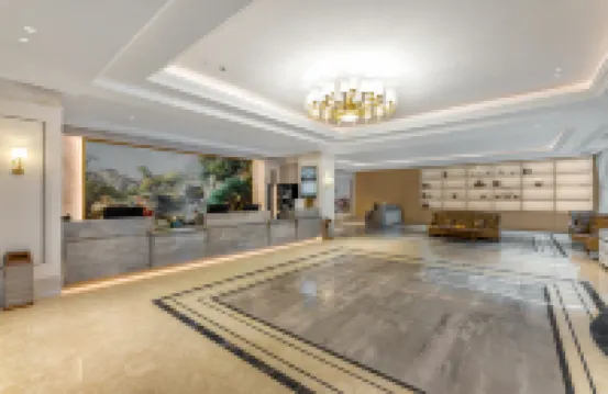 Vienna Hotel (Heze Cao County Wutaishan Road)