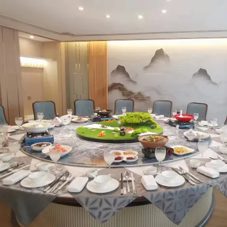 Longshan Nationality Hotel
