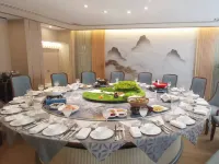 Longshan Nationality Hotel