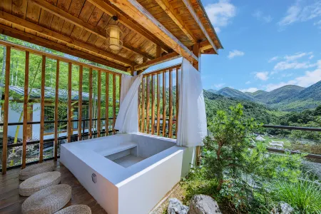 Anji Muyun Valley·Star Camping Villa (Hello Kitty Paradise)