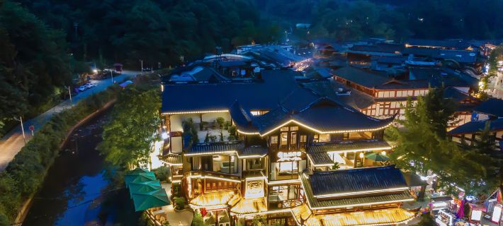 Qingcheng Houshan near Shuimuyang Private Tang Homestay Hotels in Dujiangyan