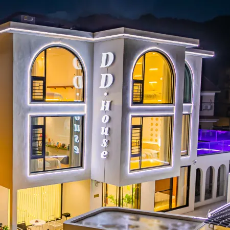 DDHouse · Pool View Design Aesthetic Homestay (Zhujiajian Wugongshi Wharf Airport)
