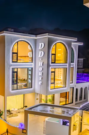 DDHouse · Swimming Pool Scenic View Full Smart Design Homestay (Zhujiajian Wugongshi Wharf) Отели рядом с достопримечательностью «Great Yuantong Palace»