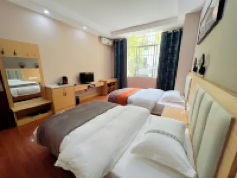 Qiwan Homestay (Mangshi Dehong Airport)