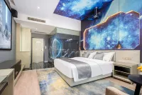 Yuanxi Movie Hotel (Nanning Zoo Guangxi University) - رومانسي