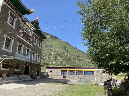 Kangding Meet Gongga Homestay