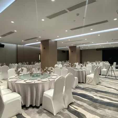 Poting Suifeng Light Luxury Hotel