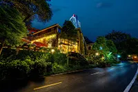 Wuxuan Hotel (Shapingba High-speed Railway Station Chongqing University) Hotel in zona Chongqing University Gymnasium