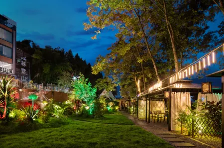 Shengtai Muxueshan Yi Hotel (Chengdu Tianfu International Airport) Отели в г. Цзяньян