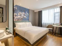 Magnolia Hotel (Shanghai Wusongkou International Cruise Terminal Baoyang Road Metro Station) Hotels in Baosteel Industrial Park