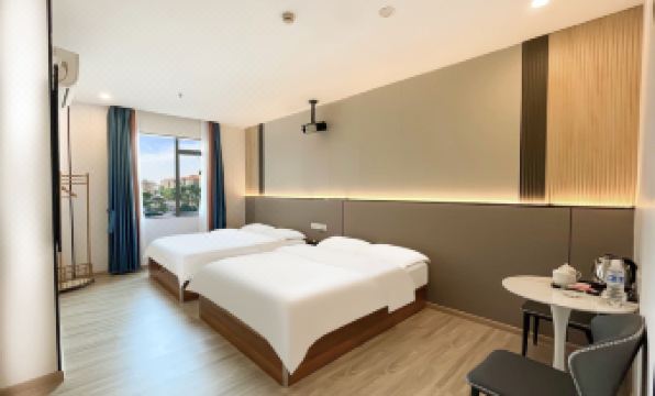 Xingjiayuan hansiman Movie Hotel