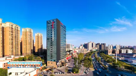 Qingyuan Argyle Hotel Отели рядом с достопримечательностью «Qingxin Culture Sports Center»