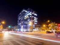 Xana Hotelle Hotel (Beijing Daoxianghu Subway Station) Hotels near Beijing Xinyuanming Vocational College